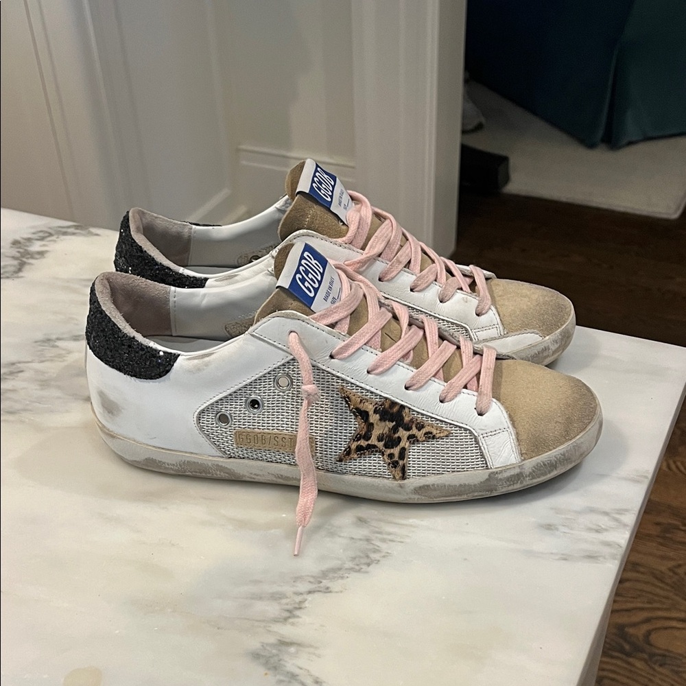 Authentic golden goose sneakers size 40 - good condition